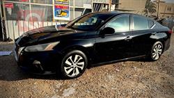 نيسان ألتيما